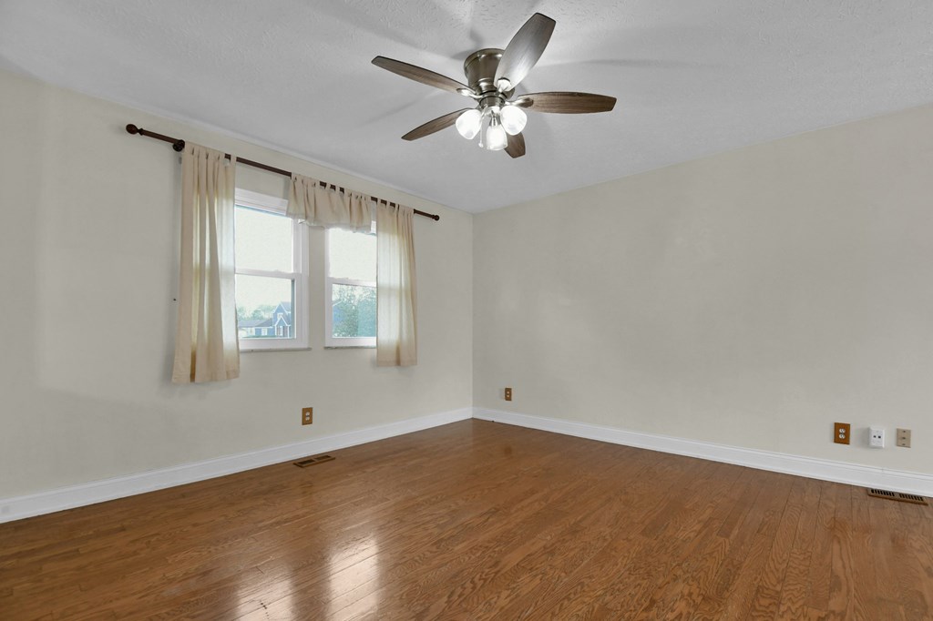 5783 Stoneshead Ct, Westerville, Ohio 43081, 3 Bedrooms Bedrooms, ,1 BathroomBathrooms,Residential,For Sale,Stoneshead Ct,9066875