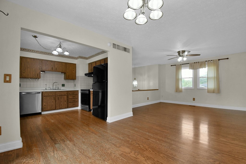 5783 Stoneshead Ct, Westerville, Ohio 43081, 3 Bedrooms Bedrooms, ,1 BathroomBathrooms,Residential,For Sale,Stoneshead Ct,9066875
