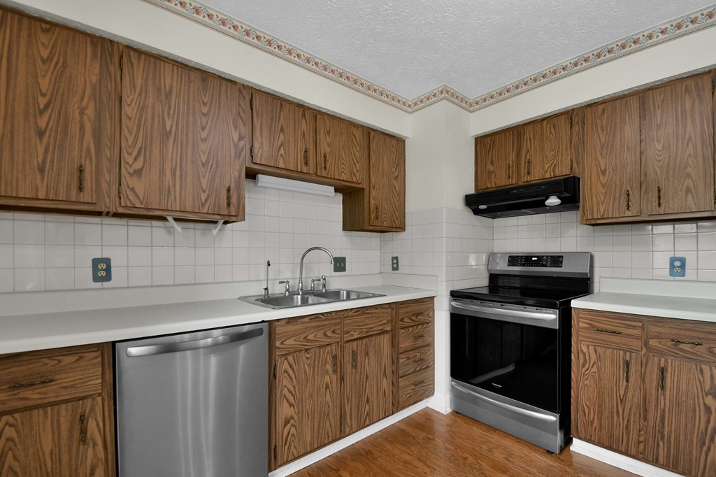 5783 Stoneshead Ct, Westerville, Ohio 43081, 3 Bedrooms Bedrooms, ,1 BathroomBathrooms,Residential,For Sale,Stoneshead Ct,9066875