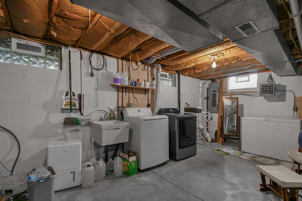 7997 County Road 37, Mansfield, Ohio 44904, 3 Bedrooms Bedrooms, ,2 BathroomsBathrooms,Residential,For Sale,County Road 37,9066881