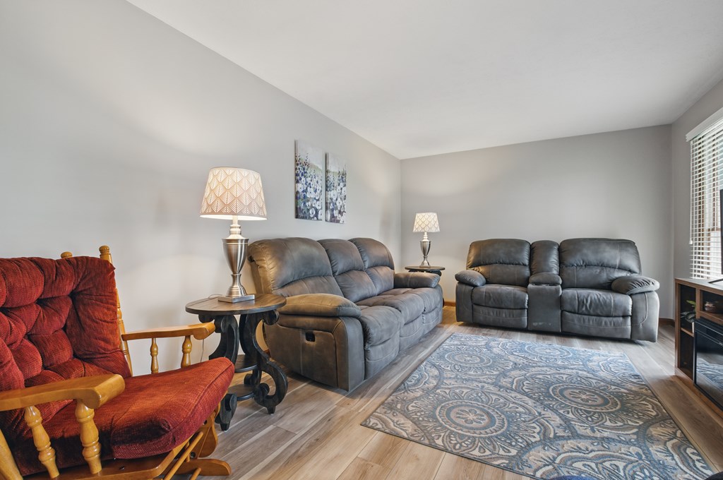 1579 Woodland Drive, Bucyrus, Ohio 44820, 3 Bedrooms Bedrooms, ,2 BathroomsBathrooms,Residential,For Sale,Woodland Drive,9066887
