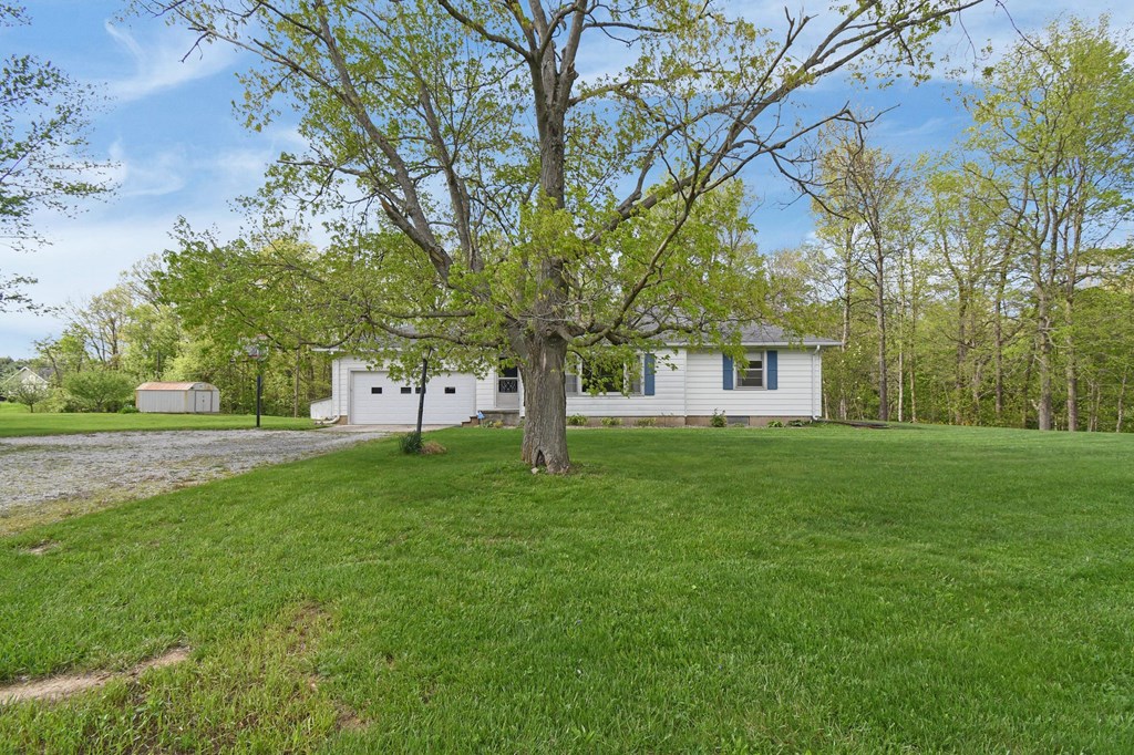 4354 Stetzer Rd, Bucyrus, Ohio 44820, 3 Bedrooms Bedrooms, ,1 BathroomBathrooms,Residential,For Sale,Stetzer Rd,9066889