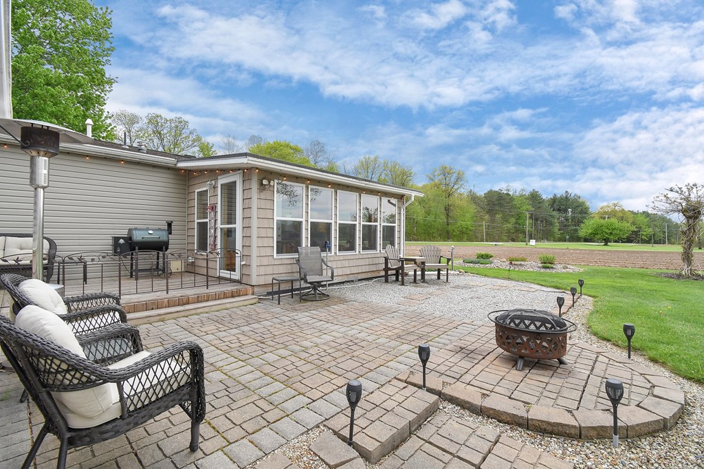1706 State Route 19, Bucyrus, Ohio 44820, 3 Bedrooms Bedrooms, ,2 BathroomsBathrooms,Residential,For Sale,State Route 19,9066893