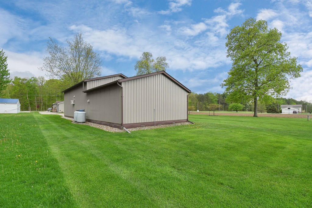 1706 State Route 19, Bucyrus, Ohio 44820, 3 Bedrooms Bedrooms, ,2 BathroomsBathrooms,Residential,For Sale,State Route 19,9066893