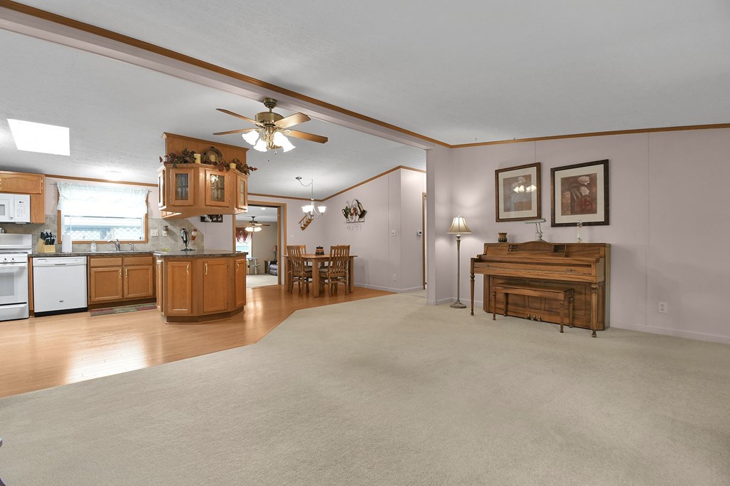 1706 State Route 19, Bucyrus, Ohio 44820, 3 Bedrooms Bedrooms, ,2 BathroomsBathrooms,Residential,For Sale,State Route 19,9066893