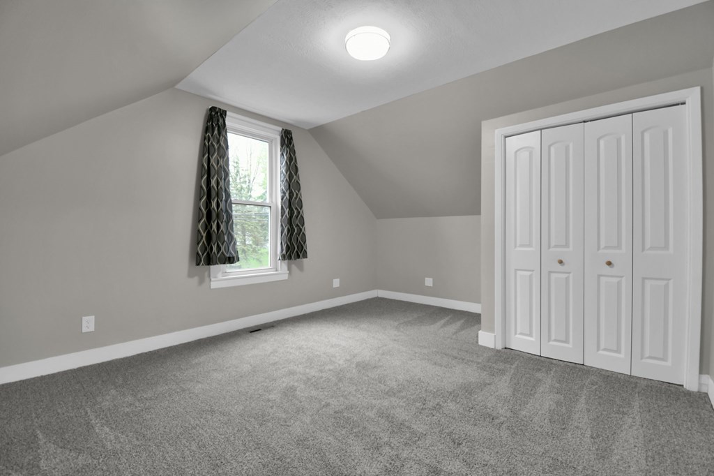 1103 Woodlawn Avenue, Bucyrus, Ohio 44820, 2 Bedrooms Bedrooms, ,2 BathroomsBathrooms,Residential,For Sale,Woodlawn Avenue,9066901