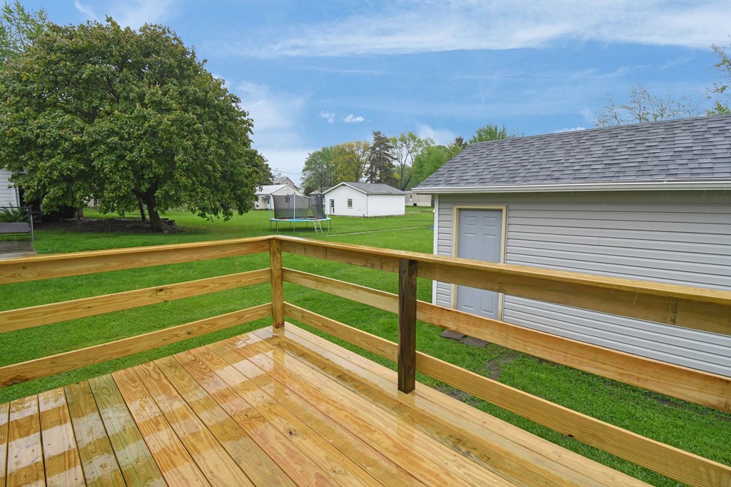 1103 Woodlawn Avenue, Bucyrus, Ohio 44820, 2 Bedrooms Bedrooms, ,2 BathroomsBathrooms,Residential,For Sale,Woodlawn Avenue,9066901