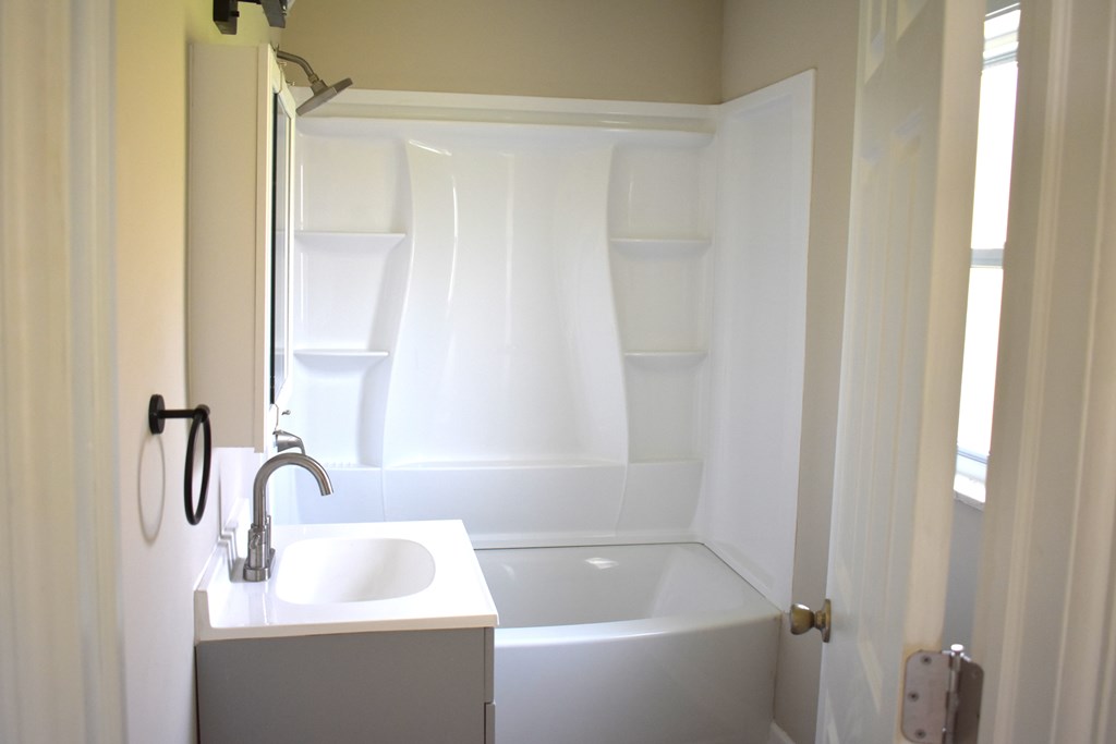 2617 Chestnut Street, Steubenville, Ohio 43952, 3 Bedrooms Bedrooms, ,1 BathroomBathrooms,Residential,For Sale,Chestnut Street,9066905