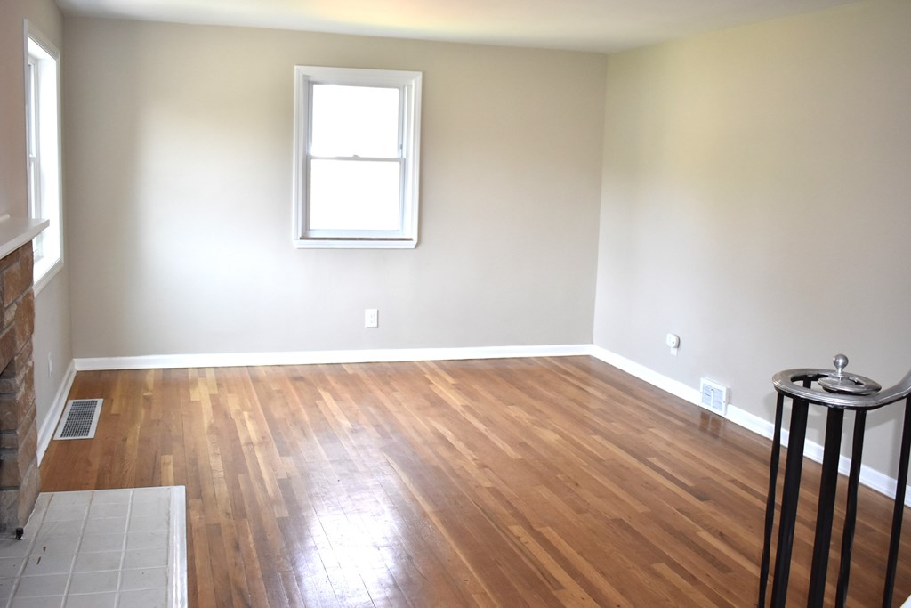 2617 Chestnut Street, Steubenville, Ohio 43952, 3 Bedrooms Bedrooms, ,1 BathroomBathrooms,Residential,For Sale,Chestnut Street,9066905