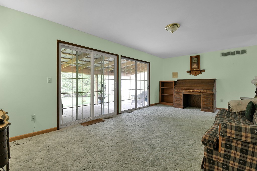 1054 Maumee Avenue, Mansfield, Ohio 44906, 3 Bedrooms Bedrooms, ,2 BathroomsBathrooms,Residential,For Sale,Maumee Avenue,9066912