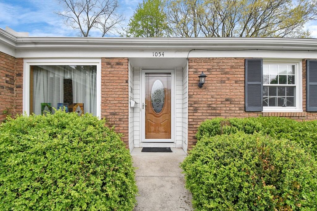 1054 Maumee Avenue, Mansfield, Ohio 44906, 3 Bedrooms Bedrooms, ,2 BathroomsBathrooms,Residential,For Sale,Maumee Avenue,9066912