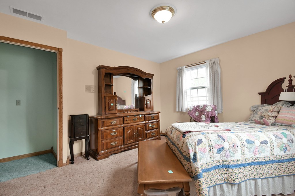 1054 Maumee Avenue, Mansfield, Ohio 44906, 3 Bedrooms Bedrooms, ,2 BathroomsBathrooms,Residential,For Sale,Maumee Avenue,9066912