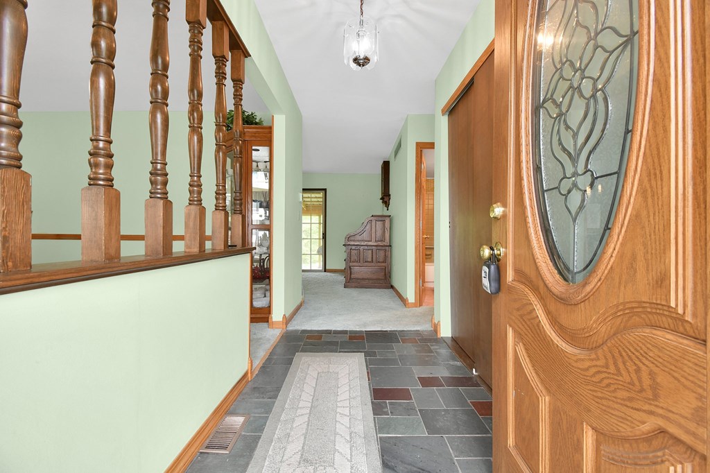 1054 Maumee Avenue, Mansfield, Ohio 44906, 3 Bedrooms Bedrooms, ,2 BathroomsBathrooms,Residential,For Sale,Maumee Avenue,9066912