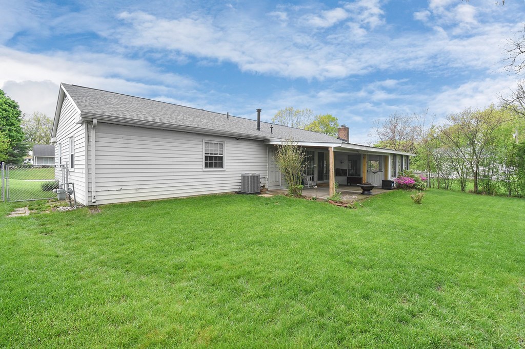 1054 Maumee Avenue, Mansfield, Ohio 44906, 3 Bedrooms Bedrooms, ,2 BathroomsBathrooms,Residential,For Sale,Maumee Avenue,9066912