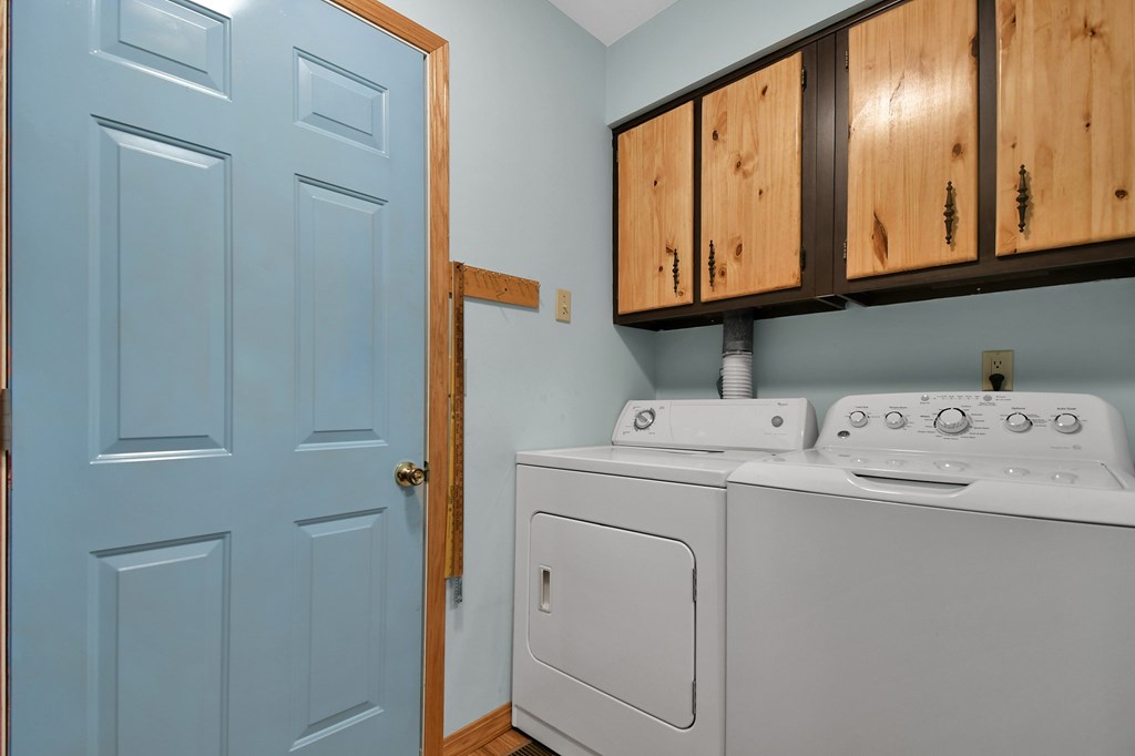1054 Maumee Avenue, Mansfield, Ohio 44906, 3 Bedrooms Bedrooms, ,2 BathroomsBathrooms,Residential,For Sale,Maumee Avenue,9066912
