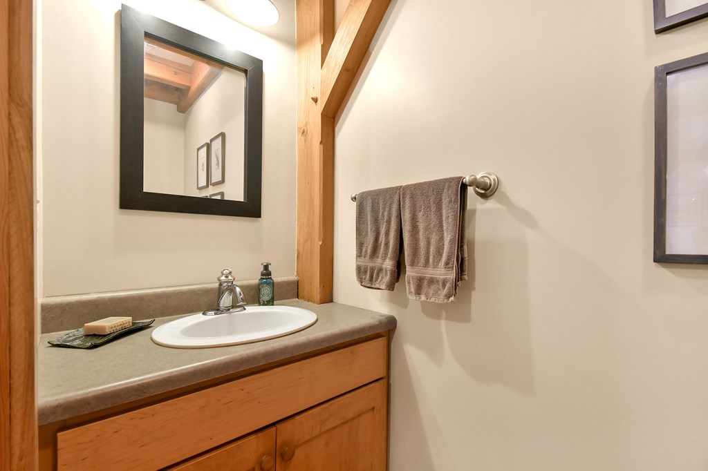 14300 Mishey Road, Fredericktown, Ohio 43019, 4 Bedrooms Bedrooms, ,2 BathroomsBathrooms,Residential,For Sale,Mishey Road,9066921