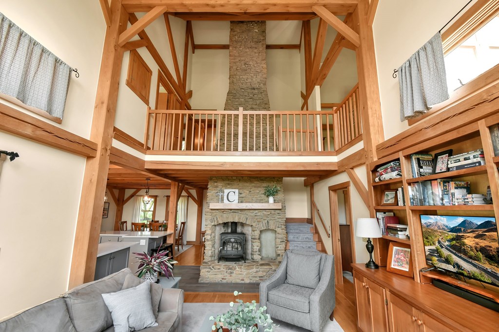 14300 Mishey Road, Fredericktown, Ohio 43019, 4 Bedrooms Bedrooms, ,2 BathroomsBathrooms,Residential,For Sale,Mishey Road,9066921