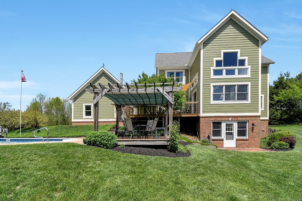 14300 Mishey Road, Fredericktown, Ohio 43019, 4 Bedrooms Bedrooms, ,2 BathroomsBathrooms,Residential,For Sale,Mishey Road,9066921