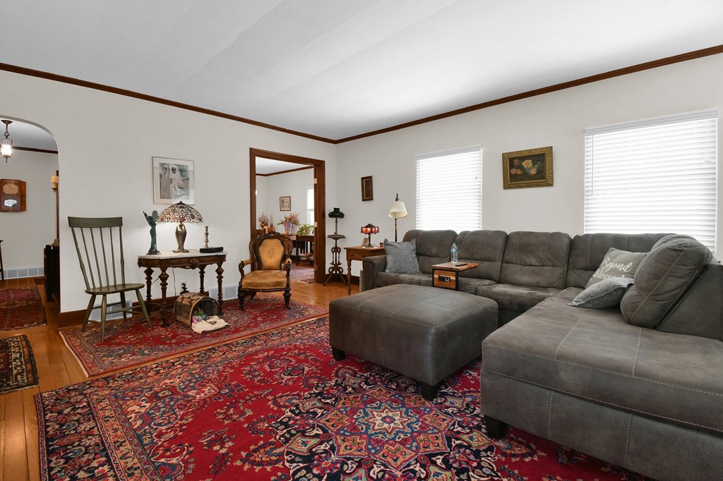 623 Woodhill Road, Mansfield, Ohio 44907, 4 Bedrooms Bedrooms, ,2 BathroomsBathrooms,Residential,For Sale,Woodhill Road,9066929
