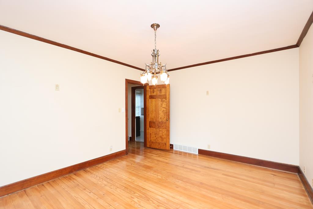 623 Woodhill Road, Mansfield, Ohio 44907, 4 Bedrooms Bedrooms, ,2 BathroomsBathrooms,Residential,For Sale,Woodhill Road,9066929
