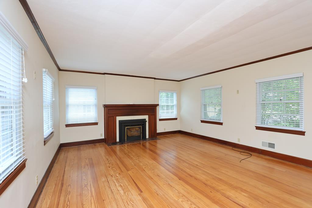 623 Woodhill Road, Mansfield, Ohio 44907, 4 Bedrooms Bedrooms, ,2 BathroomsBathrooms,Residential,For Sale,Woodhill Road,9066929