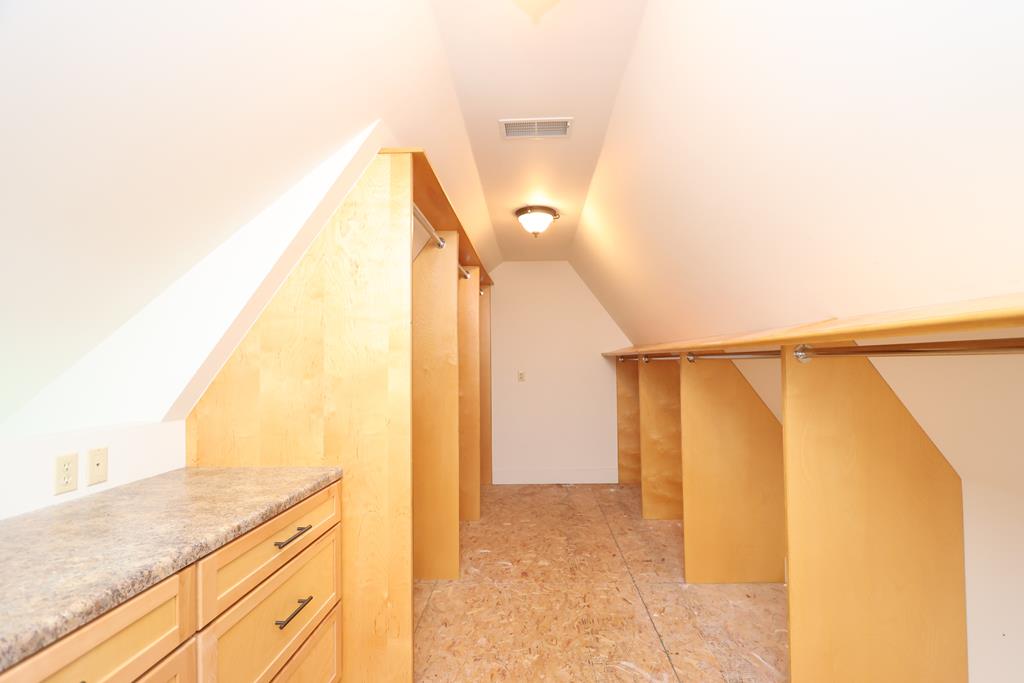 623 Woodhill Road, Mansfield, Ohio 44907, 4 Bedrooms Bedrooms, ,2 BathroomsBathrooms,Residential,For Sale,Woodhill Road,9066929