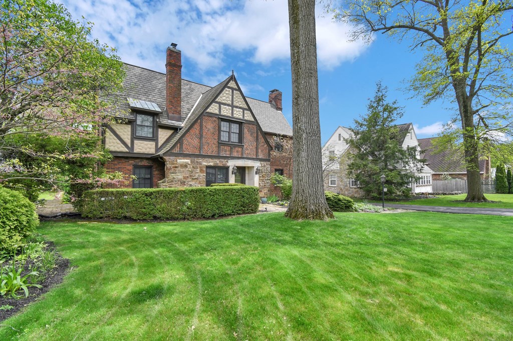 623 Woodhill Road, Mansfield, Ohio 44907, 4 Bedrooms Bedrooms, ,2 BathroomsBathrooms,Residential,For Sale,Woodhill Road,9066929