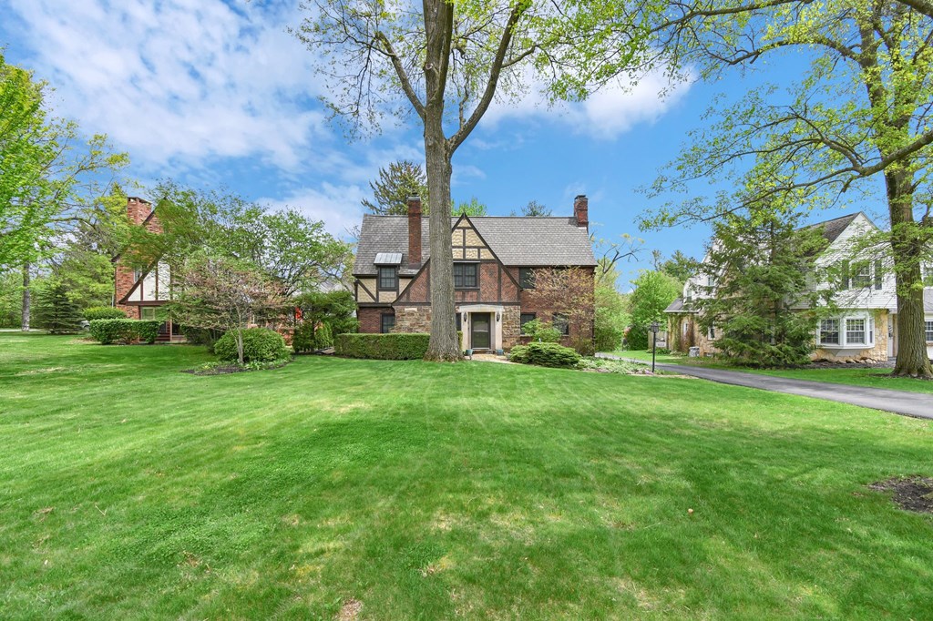 623 Woodhill Road, Mansfield, Ohio 44907, 4 Bedrooms Bedrooms, ,2 BathroomsBathrooms,Residential,For Sale,Woodhill Road,9066929
