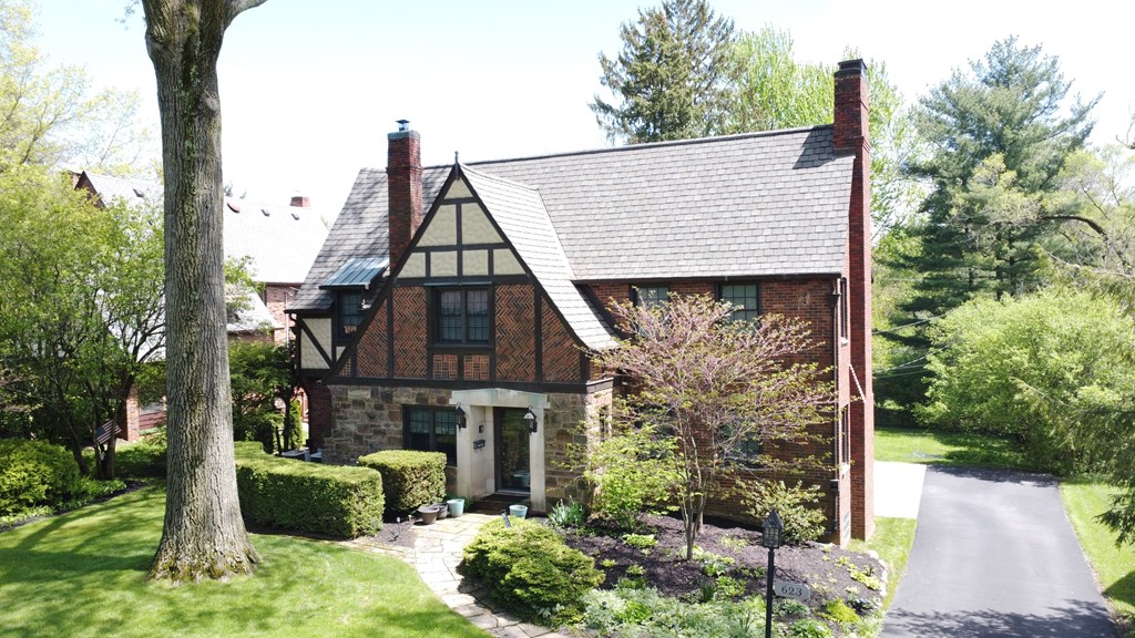 623 Woodhill Road, Mansfield, Ohio 44907, 4 Bedrooms Bedrooms, ,2 BathroomsBathrooms,Residential,For Sale,Woodhill Road,9066929
