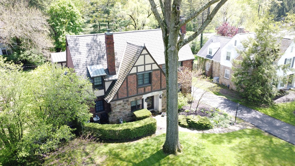 623 Woodhill Road, Mansfield, Ohio 44907, 4 Bedrooms Bedrooms, ,2 BathroomsBathrooms,Residential,For Sale,Woodhill Road,9066929