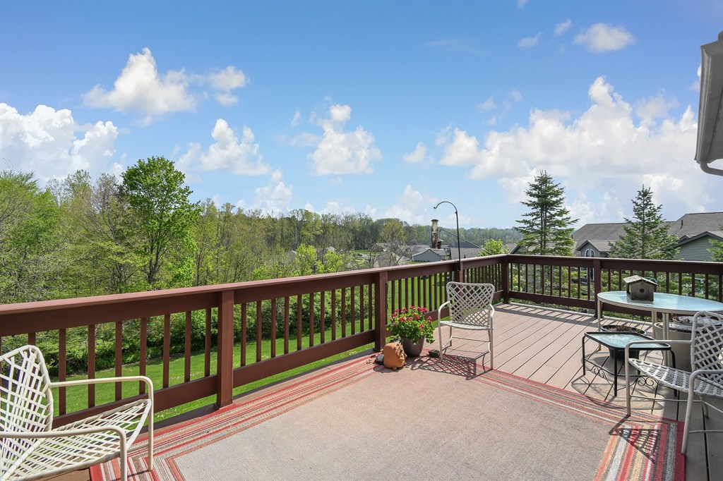 1000 Cedar Creek Cove, Mansfield, Ohio 44904, 3 Bedrooms Bedrooms, ,2 BathroomsBathrooms,Residential,For Sale,Cedar Creek Cove,9066933