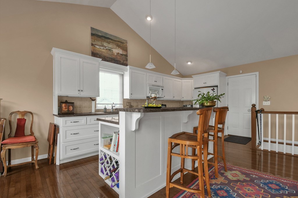 1000 Cedar Creek Cove, Mansfield, Ohio 44904, 3 Bedrooms Bedrooms, ,2 BathroomsBathrooms,Residential,For Sale,Cedar Creek Cove,9066933