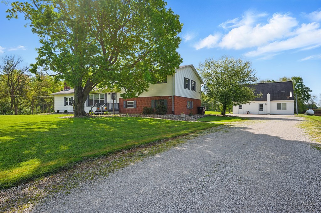 4885 Stetzer Road, Bucyrus, Ohio 44820, 5 Bedrooms Bedrooms, ,1 BathroomBathrooms,Residential,For Sale,Stetzer Road,9066951