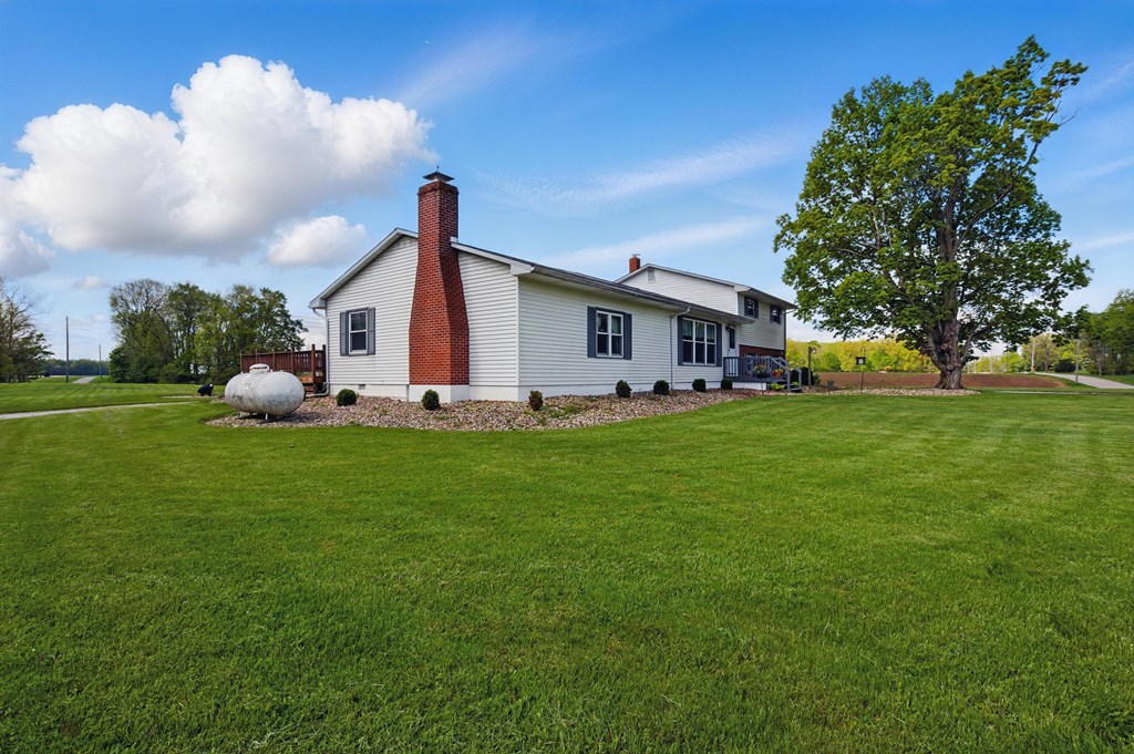 4885 Stetzer Road, Bucyrus, Ohio 44820, 5 Bedrooms Bedrooms, ,1 BathroomBathrooms,Residential,For Sale,Stetzer Road,9066951