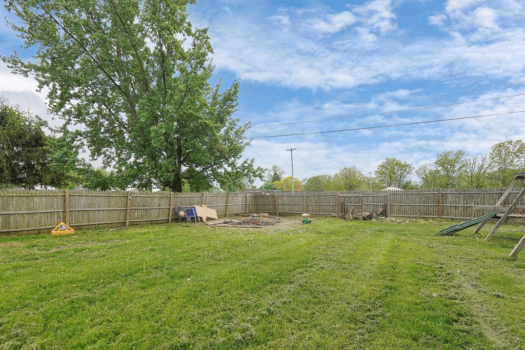 700 N Henry Street, Crestline, Ohio 44827, 3 Bedrooms Bedrooms, ,2 BathroomsBathrooms,Residential,For Sale,Henry Street,9066962