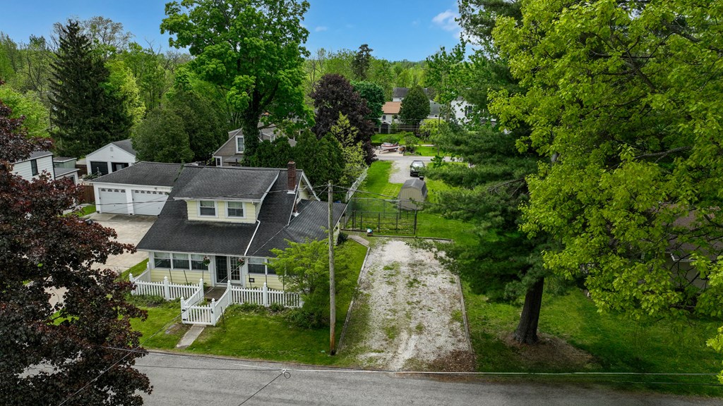 50 Bungalow Bay Blvd, Chippewa Lake, Ohio 44215, 2 Bedrooms Bedrooms, ,2 BathroomsBathrooms,Residential,For Sale,Bungalow Bay Blvd,9067005
