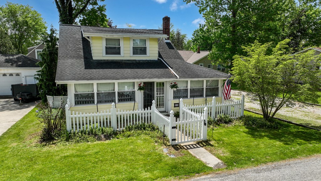 50 Bungalow Bay Blvd, Chippewa Lake, Ohio 44215, 2 Bedrooms Bedrooms, ,2 BathroomsBathrooms,Residential,For Sale,Bungalow Bay Blvd,9067005
