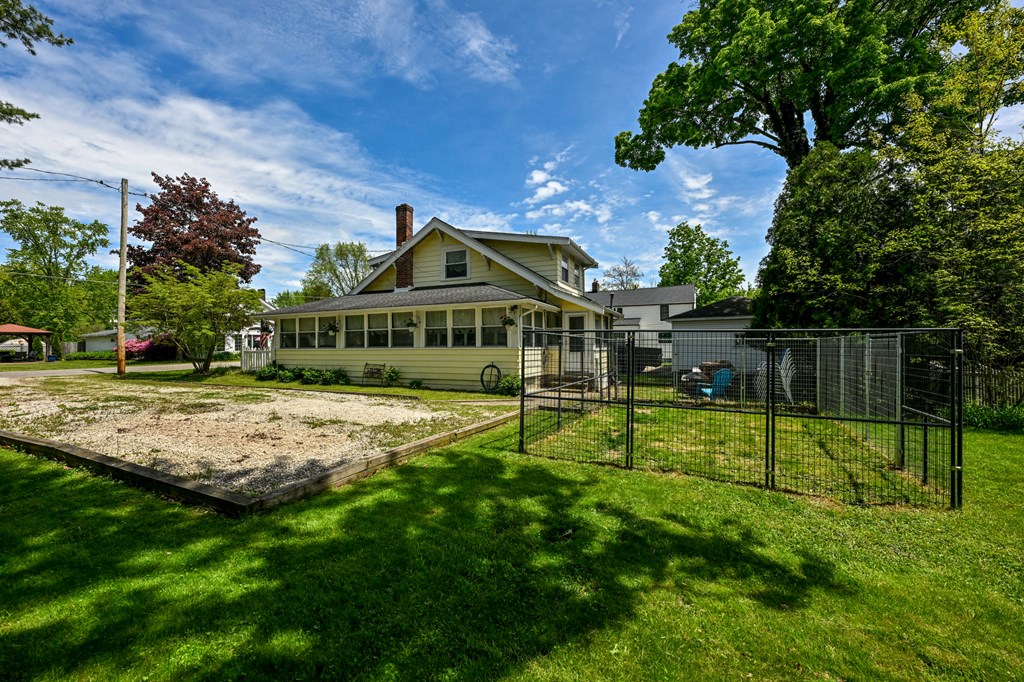50 Bungalow Bay Blvd, Chippewa Lake, Ohio 44215, 2 Bedrooms Bedrooms, ,2 BathroomsBathrooms,Residential,For Sale,Bungalow Bay Blvd,9067005