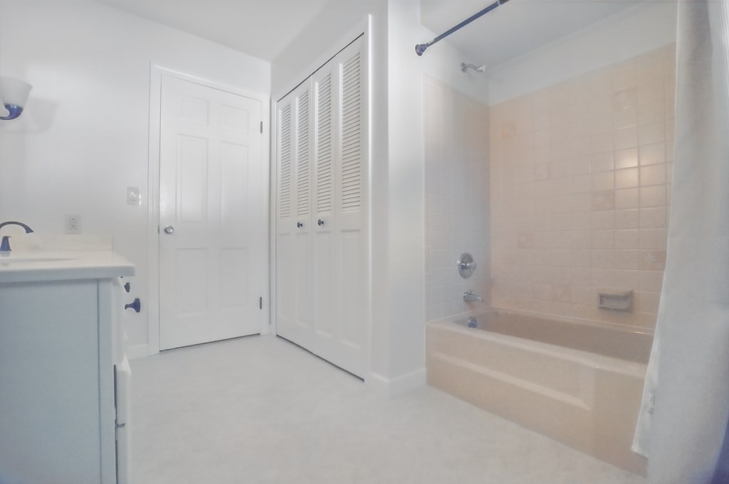 227 Redwood Rd., Mansfield, Ohio 44907, 3 Bedrooms Bedrooms, ,3 BathroomsBathrooms,Residential,For Sale,Redwood Rd.,9067011