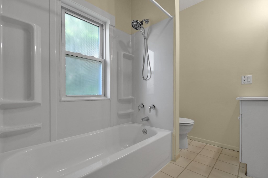 97 S Gamble Street, Shelby, Ohio 44875, 3 Bedrooms Bedrooms, ,1 BathroomBathrooms,Residential,For Sale,Gamble Street,9067045