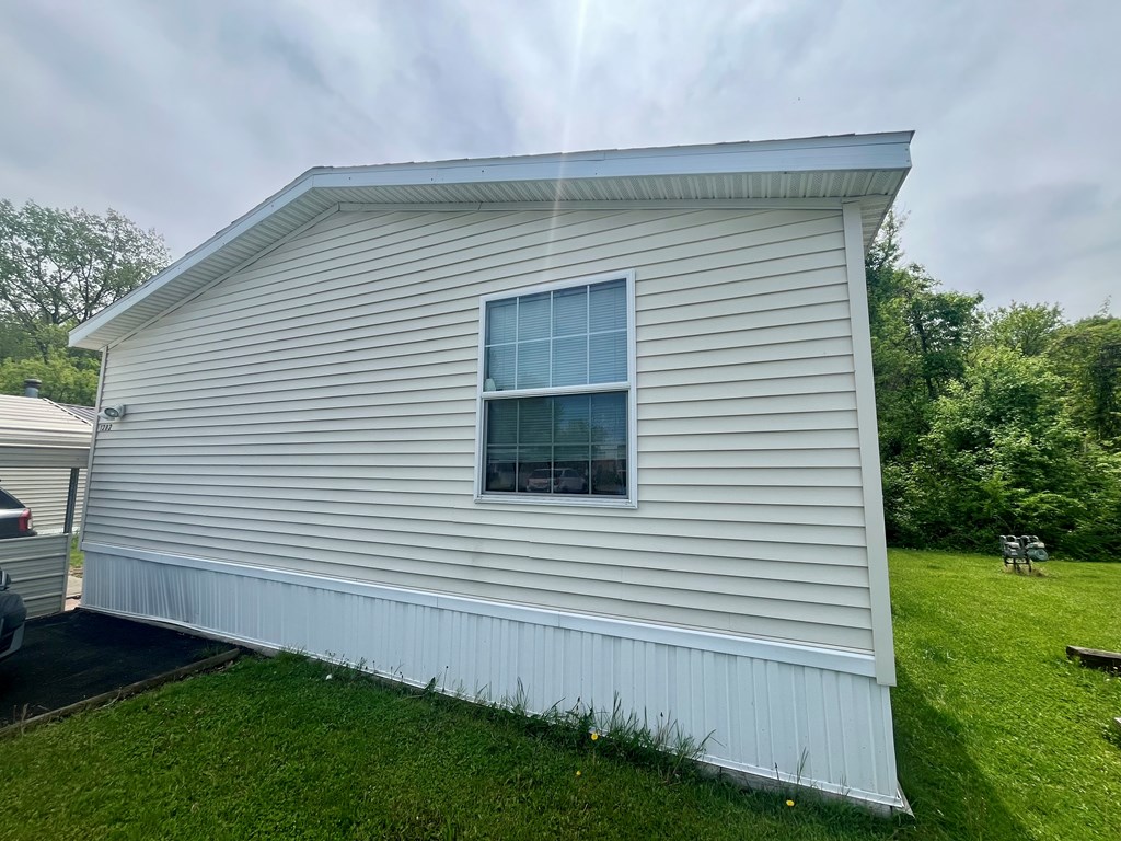 1282 Redman Avenue, Mansfield, Ohio 44905, 3 Bedrooms Bedrooms, ,2 BathroomsBathrooms,Residential,For Sale,Redman Avenue,9067048