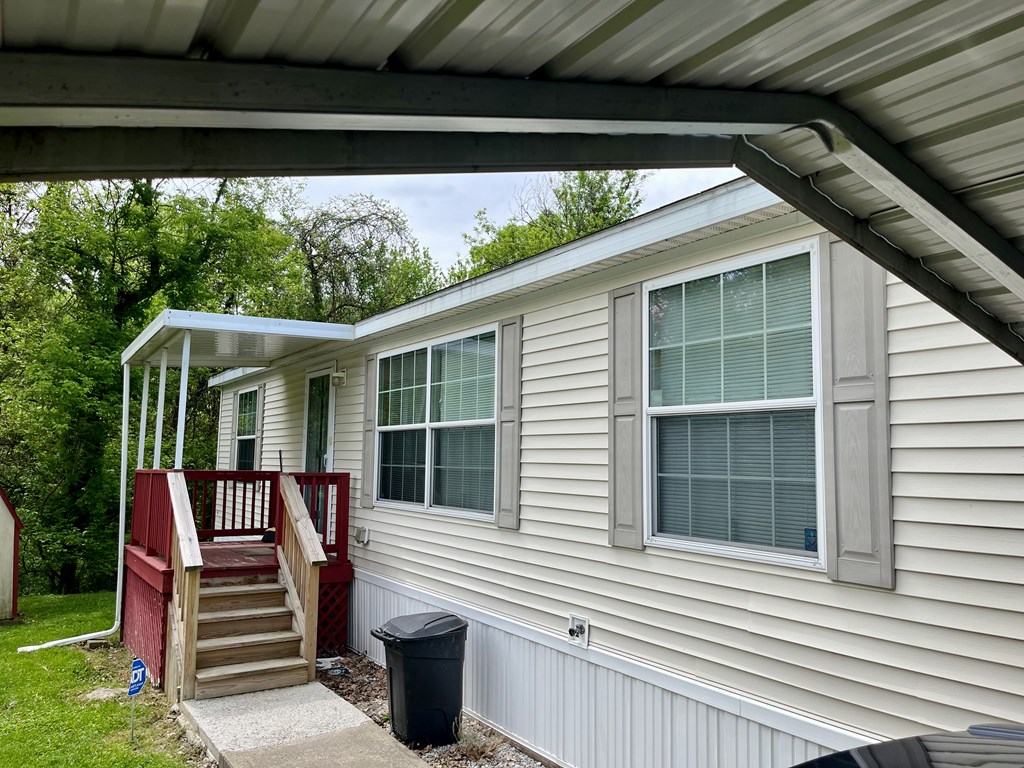 1282 Redman Avenue, Mansfield, Ohio 44905, 3 Bedrooms Bedrooms, ,2 BathroomsBathrooms,Residential,For Sale,Redman Avenue,9067048