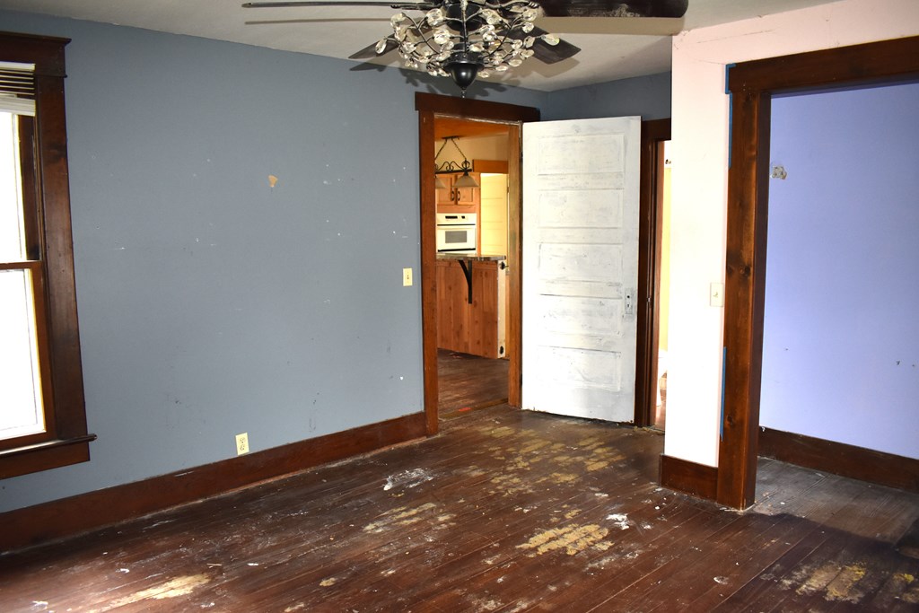 203 Taylor Street, Fredericktown, Ohio 43019, 4 Bedrooms Bedrooms, ,2 BathroomsBathrooms,Residential,For Sale,Taylor Street,9067060
