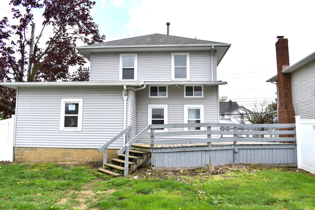 203 Taylor Street, Fredericktown, Ohio 43019, 4 Bedrooms Bedrooms, ,2 BathroomsBathrooms,Residential,For Sale,Taylor Street,9067060