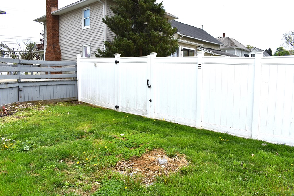 203 Taylor Street, Fredericktown, Ohio 43019, 4 Bedrooms Bedrooms, ,2 BathroomsBathrooms,Residential,For Sale,Taylor Street,9067060