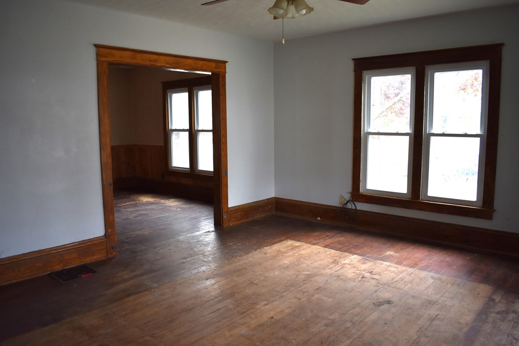 203 Taylor Street, Fredericktown, Ohio 43019, 4 Bedrooms Bedrooms, ,2 BathroomsBathrooms,Residential,For Sale,Taylor Street,9067060