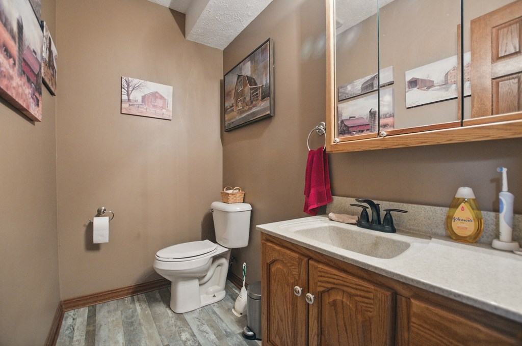 809 S Lexington Springmill Rd, Mansfield, Ohio 44906, 3 Bedrooms Bedrooms, ,2 BathroomsBathrooms,Residential,For Sale,Lexington Springmill Rd,9067061