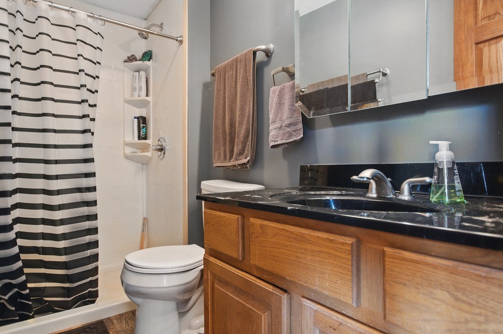 809 S Lexington Springmill Rd, Mansfield, Ohio 44906, 3 Bedrooms Bedrooms, ,2 BathroomsBathrooms,Residential,For Sale,Lexington Springmill Rd,9067061