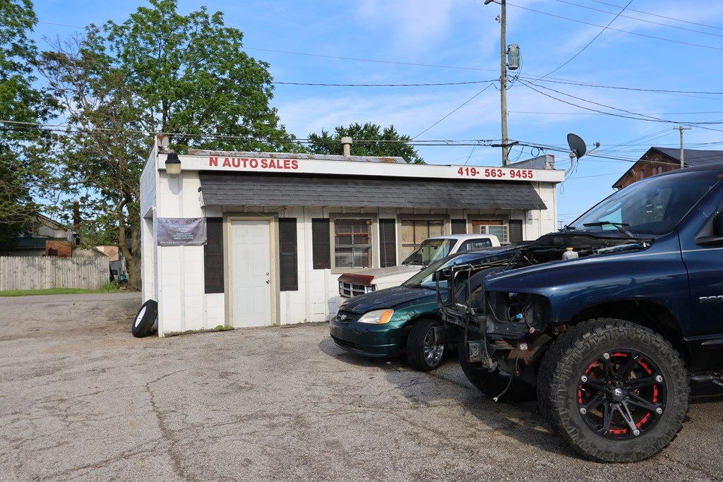 322 N Sandusky Avenue, Bucyrus, Ohio 44820, ,Commercial Sale,For Sale,Sandusky Avenue,9067064