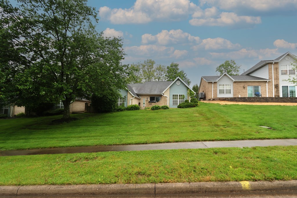 1690 Riva Ridge Drive, Mansfield, Ohio 44904, 2 Bedrooms Bedrooms, ,2 BathroomsBathrooms,Residential,For Sale,Riva Ridge Drive,9067073